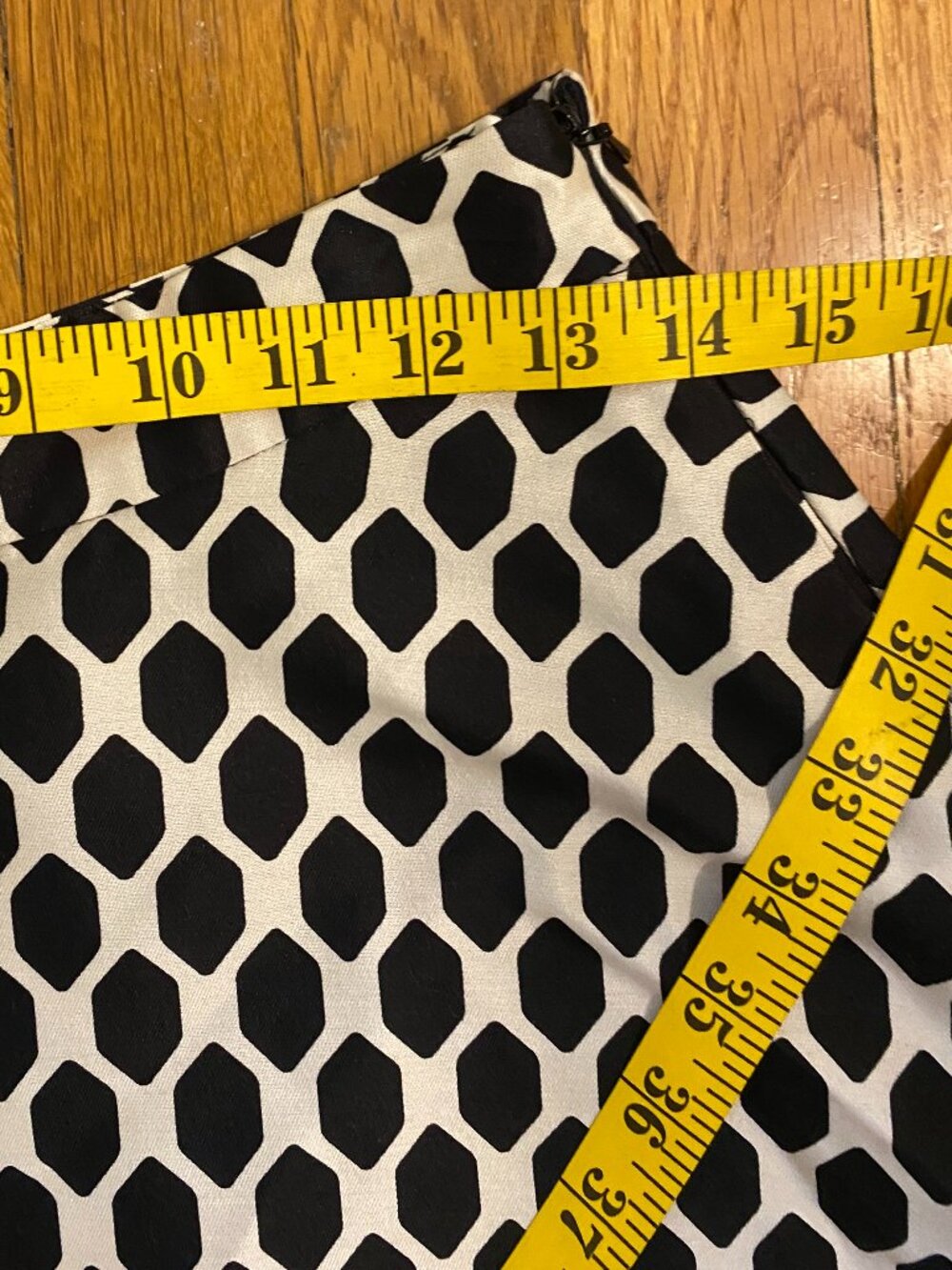 (DVF) Diane Von Fürstenberg Sz 4 Women Wool/Silk A-Line Flare Skirt B/W Pockets - Picture 7 of 9